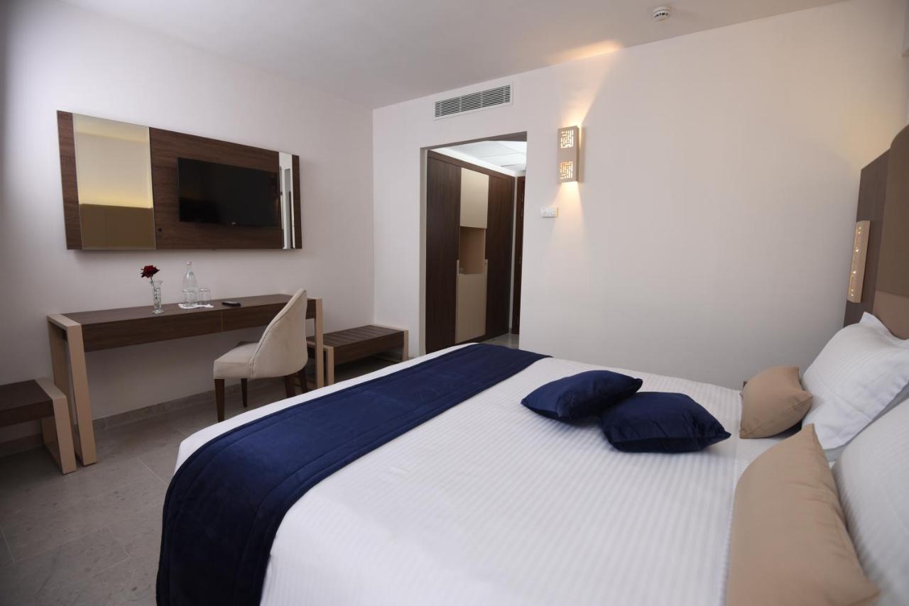 Hotel Lescure Business And Spa Megrine Exteriör bild