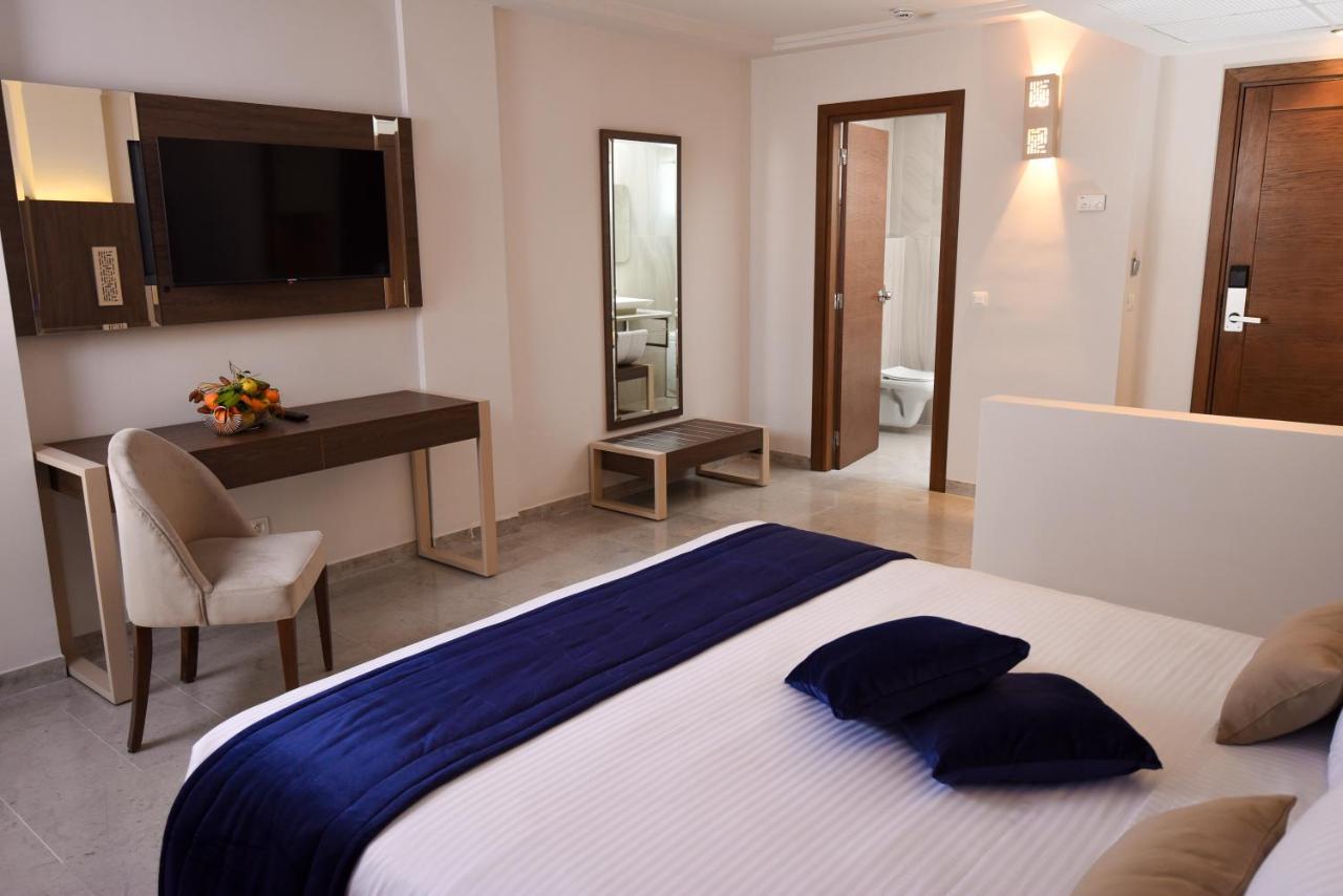 Hotel Lescure Business And Spa Megrine Exteriör bild